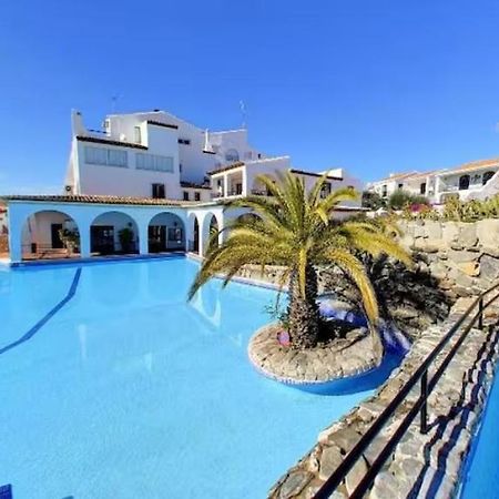 Right By The Pool Area In Capistrano Village! Nerja Exterior foto